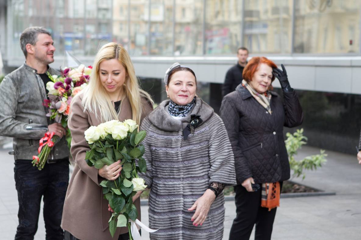 Відкриття зірки Ніни Матвієнко image-48 Відкриття зірки Ніни Матвієнко image-48