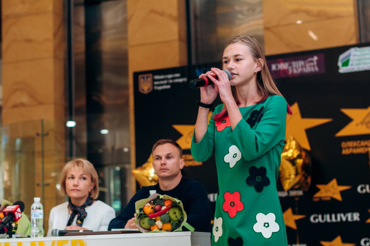 Відкриття зірок Светлані Трифонової, Ользі Харлан та Олександру Абраменку image-24 Відкриття зірок Светлані Трифонової, Ользі Харлан та Олександру Абраменку image-24