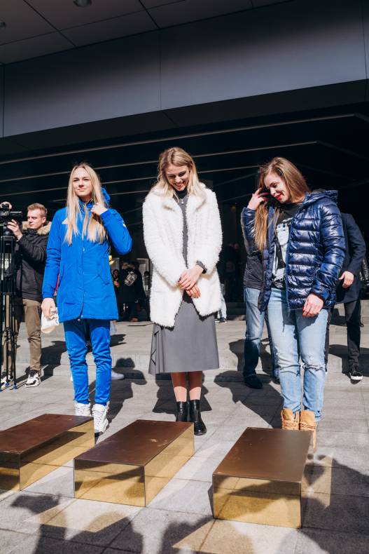 Відкриття зірок ДАР'Ї БІЛОДІД, ЛАРИСІ СОЛОВЙОВІЙ І ЮЛІЇ ЛЕВЧЕНКО image-27 Відкриття зірок ДАР'Ї БІЛОДІД, ЛАРИСІ СОЛОВЙОВІЙ І ЮЛІЇ ЛЕВЧЕНКО image-27