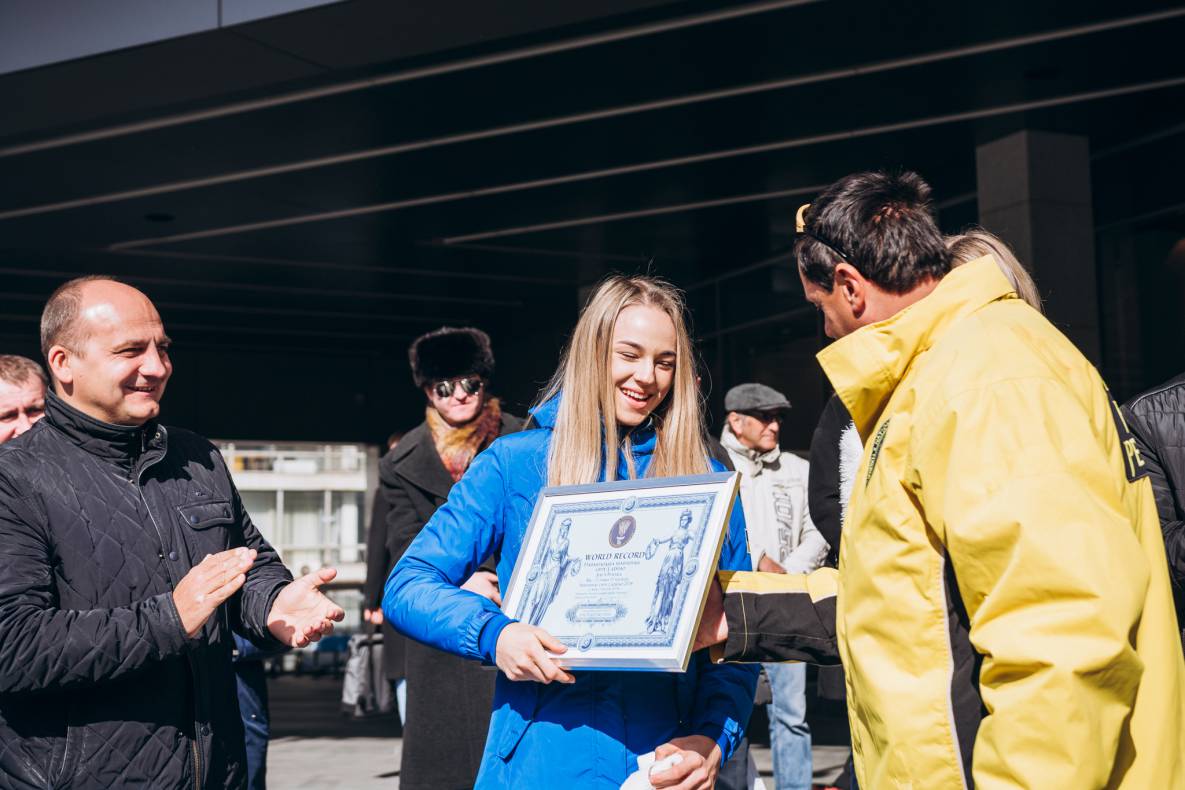 Відкриття зірок ДАР'Ї БІЛОДІД, ЛАРИСІ СОЛОВЙОВІЙ І ЮЛІЇ ЛЕВЧЕНКО image-56 Відкриття зірок ДАР'Ї БІЛОДІД, ЛАРИСІ СОЛОВЙОВІЙ І ЮЛІЇ ЛЕВЧЕНКО image-56