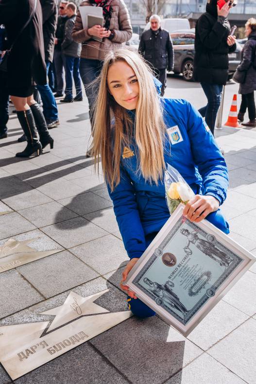Відкриття зірок ДАР'Ї БІЛОДІД, ЛАРИСІ СОЛОВЙОВІЙ І ЮЛІЇ ЛЕВЧЕНКО image-105 Відкриття зірок ДАР'Ї БІЛОДІД, ЛАРИСІ СОЛОВЙОВІЙ І ЮЛІЇ ЛЕВЧЕНКО image-105