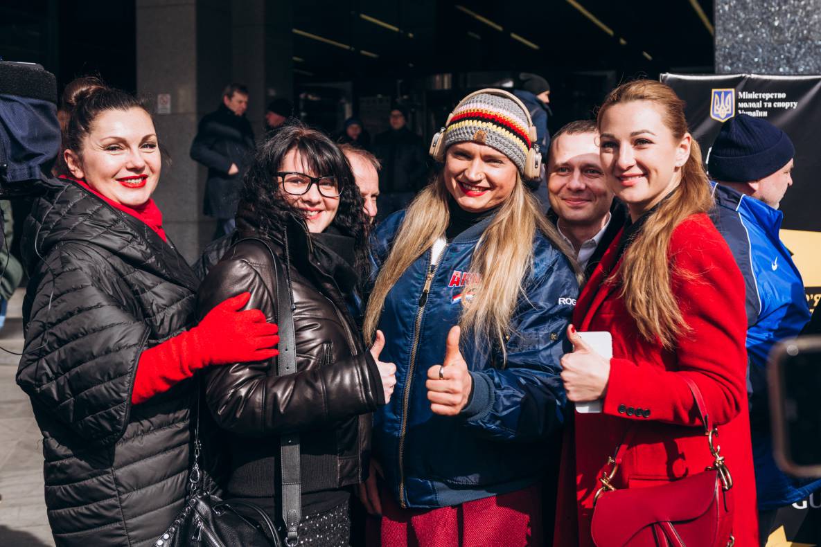 Відкриття зірок ДАР'Ї БІЛОДІД, ЛАРИСІ СОЛОВЙОВІЙ І ЮЛІЇ ЛЕВЧЕНКО image-118 Відкриття зірок ДАР'Ї БІЛОДІД, ЛАРИСІ СОЛОВЙОВІЙ І ЮЛІЇ ЛЕВЧЕНКО image-118