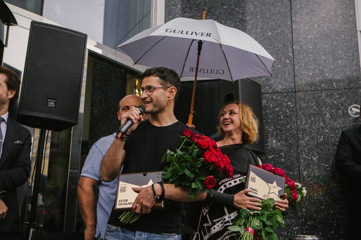 Відкриття зірок Ахтему Сеітаблаєву та Риммі Зюбіній image-39 Відкриття зірок Ахтему Сеітаблаєву та Риммі Зюбіній image-39