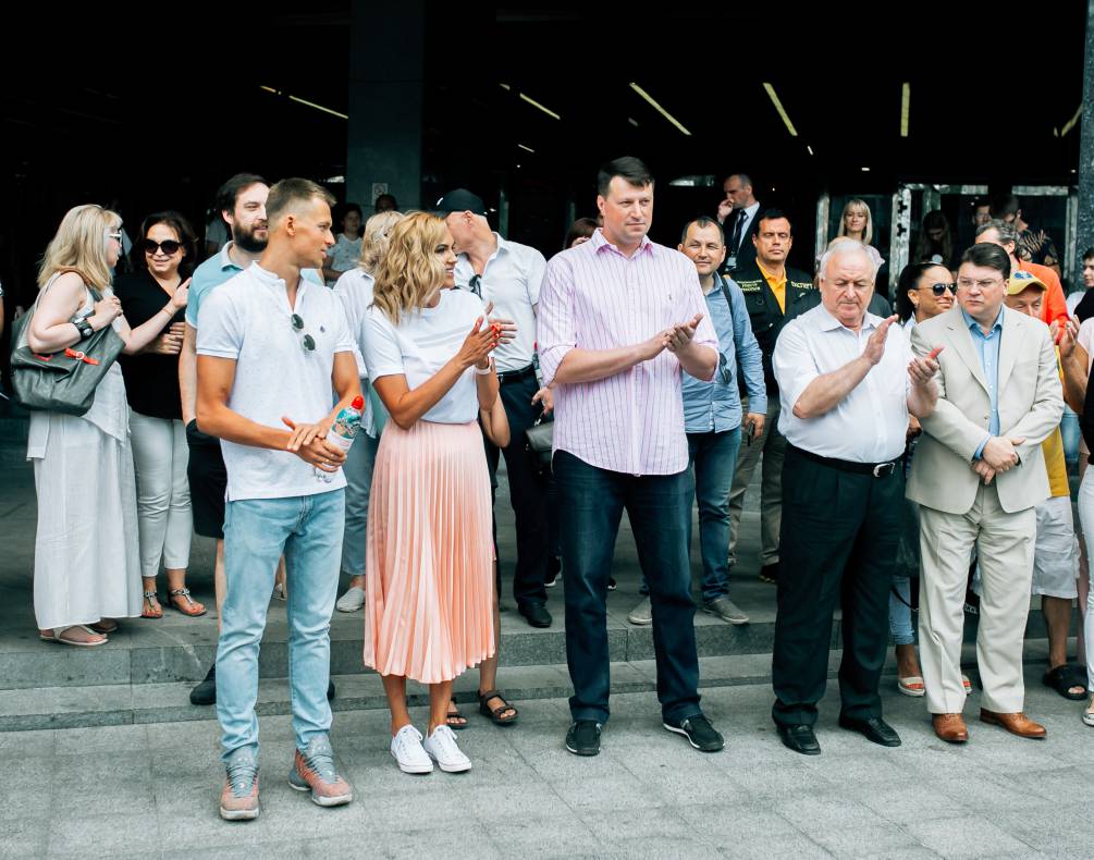 Відкриття зірок українським спортсменам Яні Клочковій, Станіславу Медведенку, Михайлу Романчуку та Валерію Борзову image-8 Відкриття зірок українським спортсменам Яні Клочковій, Станіславу Медведенку, Михайлу Романчуку та Валерію Борзову image-8