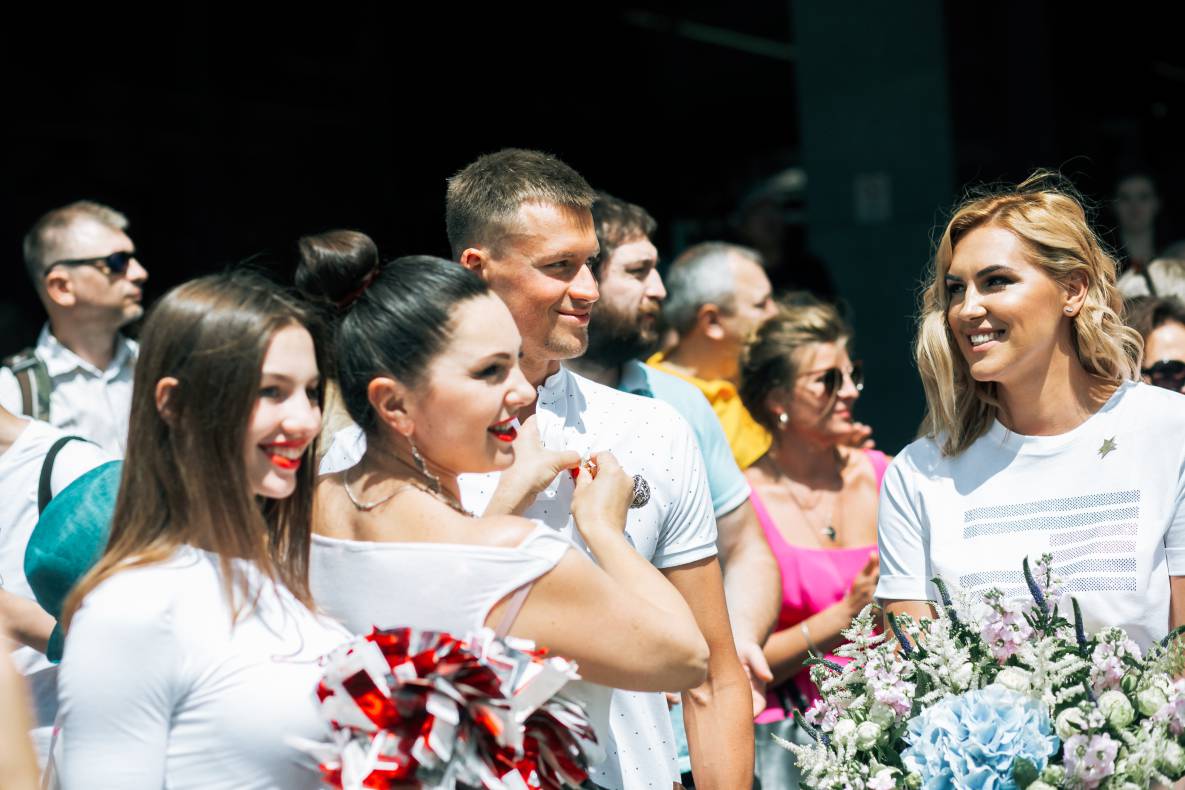 Відкриття зірок українським спортсменам Яні Клочковій, Станіславу Медведенку, Михайлу Романчуку та Валерію Борзову image-35 Відкриття зірок українським спортсменам Яні Клочковій, Станіславу Медведенку, Михайлу Романчуку та Валерію Борзову image-35