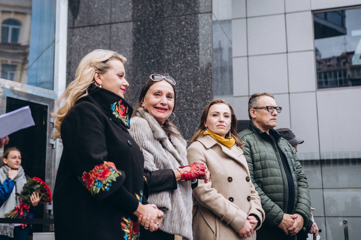 Відкриття зірок видатних українок Ірма Вітовська-Ванца та Лариса Кадочникова! image-24 Відкриття зірок видатних українок Ірма Вітовська-Ванца та Лариса Кадочникова! image-24