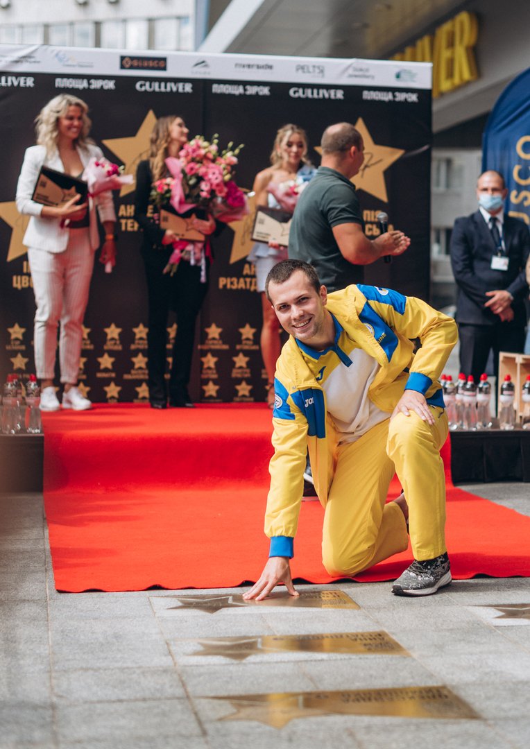 Відкриття зірок Анні Різатдіновій, Ігорю Цвєтову, Наталії Добринській та Анджелиці Терлюзі image-49 Відкриття зірок Анні Різатдіновій, Ігорю Цвєтову, Наталії Добринській та Анджелиці Терлюзі image-49