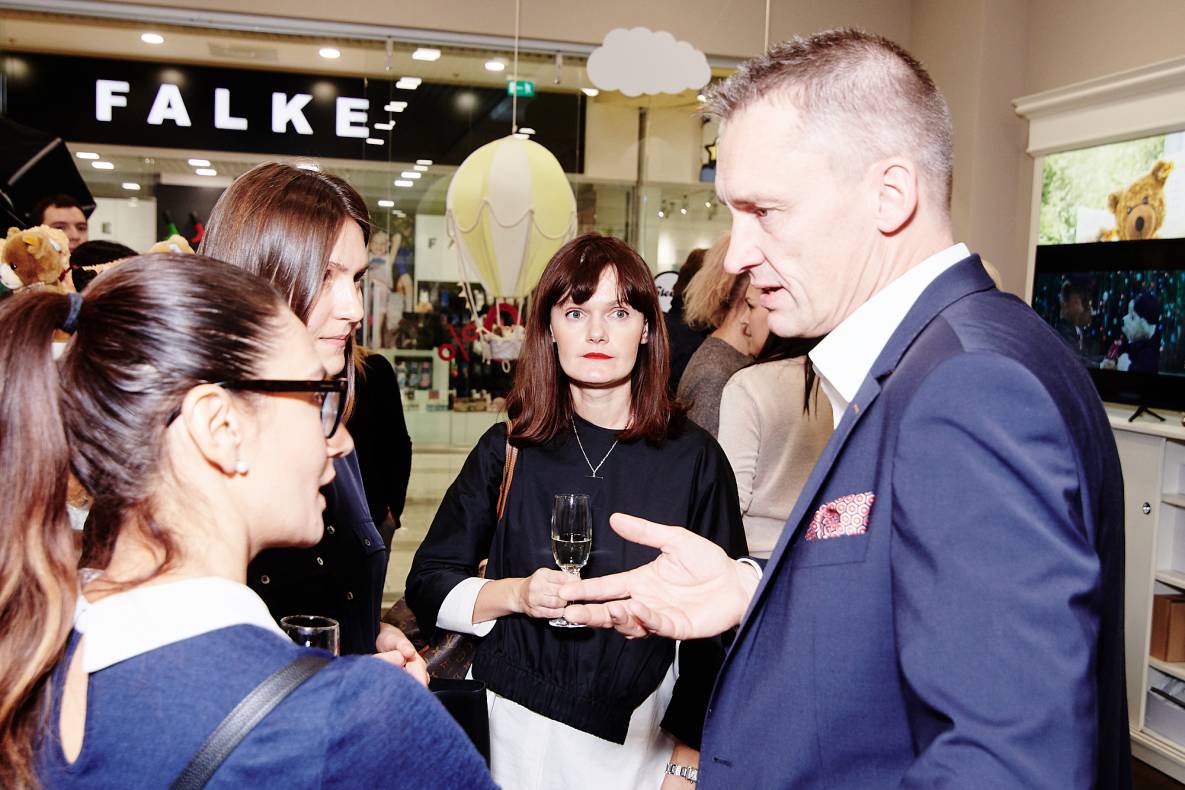 Steiff Cocktail day image-37