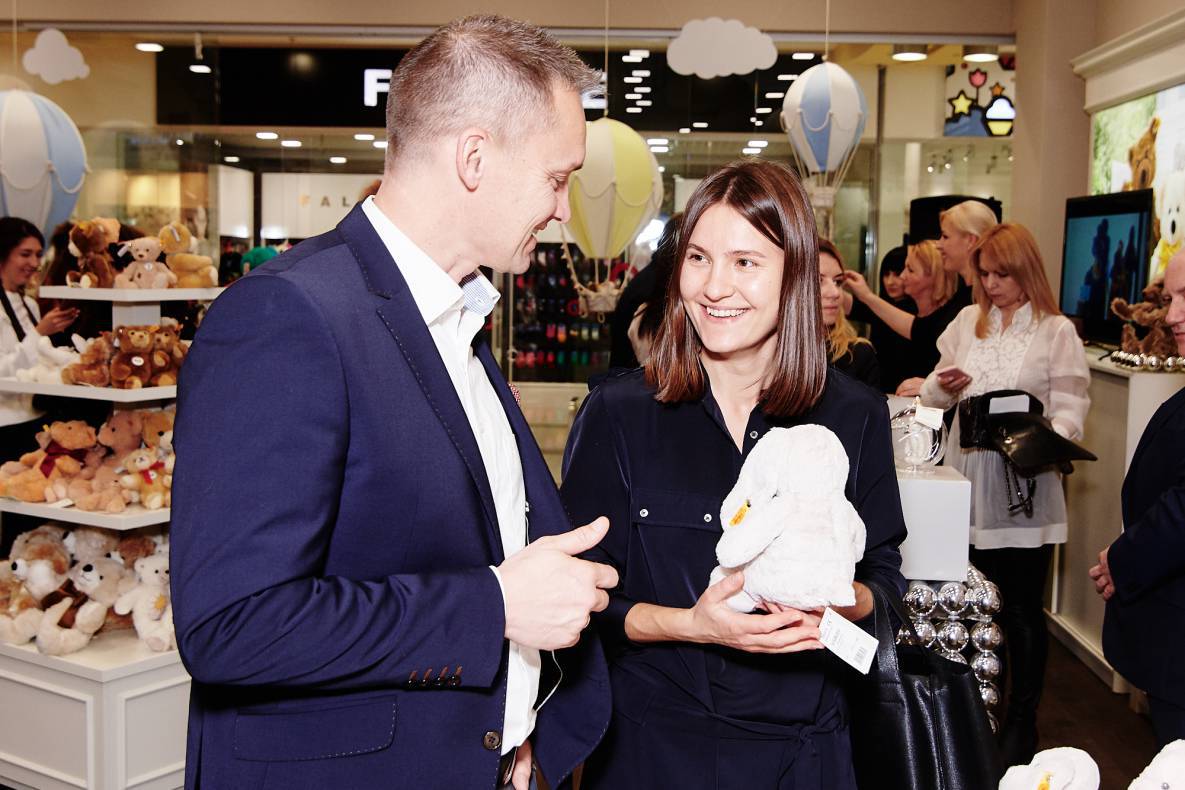 Steiff Cocktail day image-33