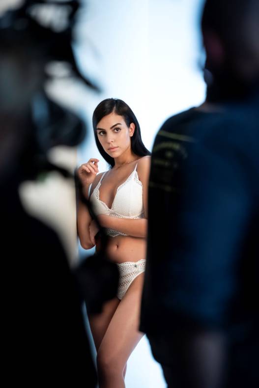 Georgina Rodriguez in the new campaign YAMAMAY SPRING / SUMMER 2019 image-4