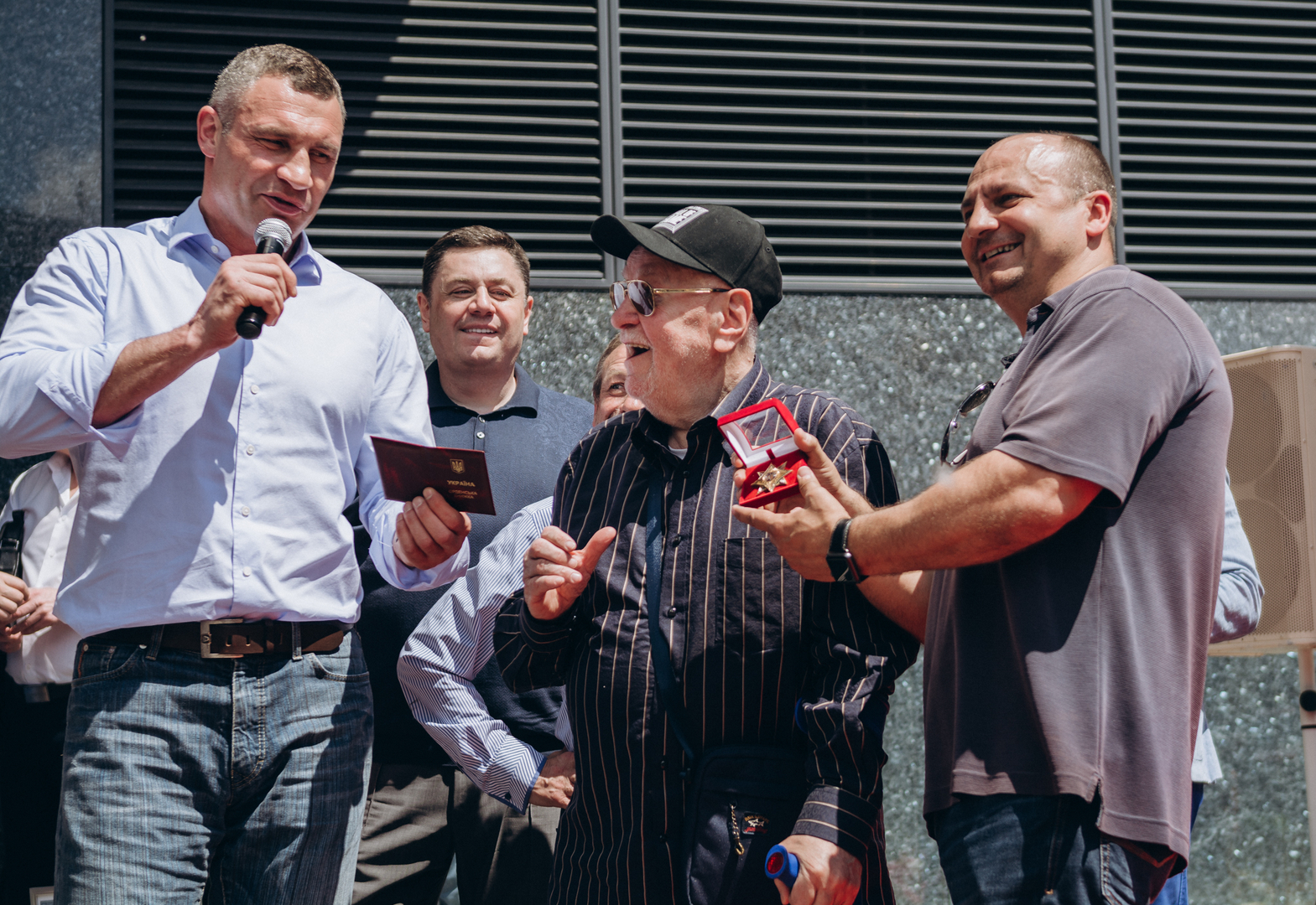 Відкриття зірок спорту: Олега Лисогора, Юлії Джими та Віктора Дорошенка image-25 Відкриття зірок спорту: Олега Лисогора, Юлії Джими та Віктора Дорошенка image-25