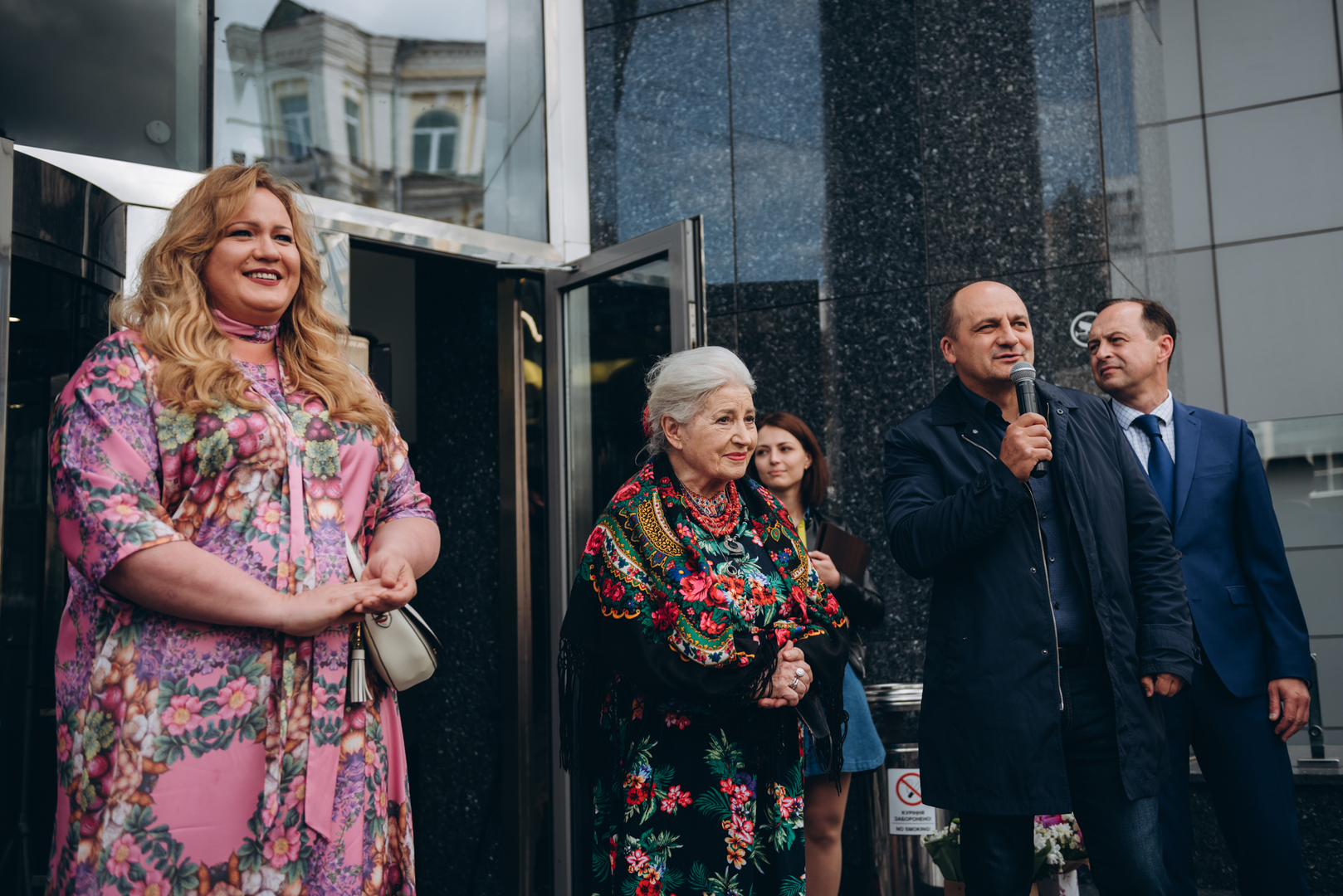 На Площі Зірок запалали дві зірки талановитих та неймовірно гарних актрис Галини Яблонської та Олесі Жураківської. image-4 На Площі Зірок запалали дві зірки талановитих та неймовірно гарних актрис Галини Яблонської та Олесі Жураківської. image-4
