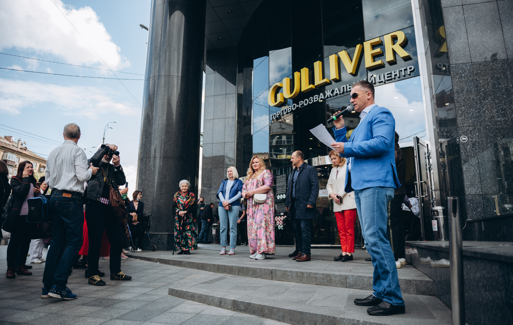 На Площі Зірок запалали дві зірки талановитих та неймовірно гарних актрис Галини Яблонської та Олесі Жураківської. image-7 На Площі Зірок запалали дві зірки талановитих та неймовірно гарних актрис Галини Яблонської та Олесі Жураківської. image-7