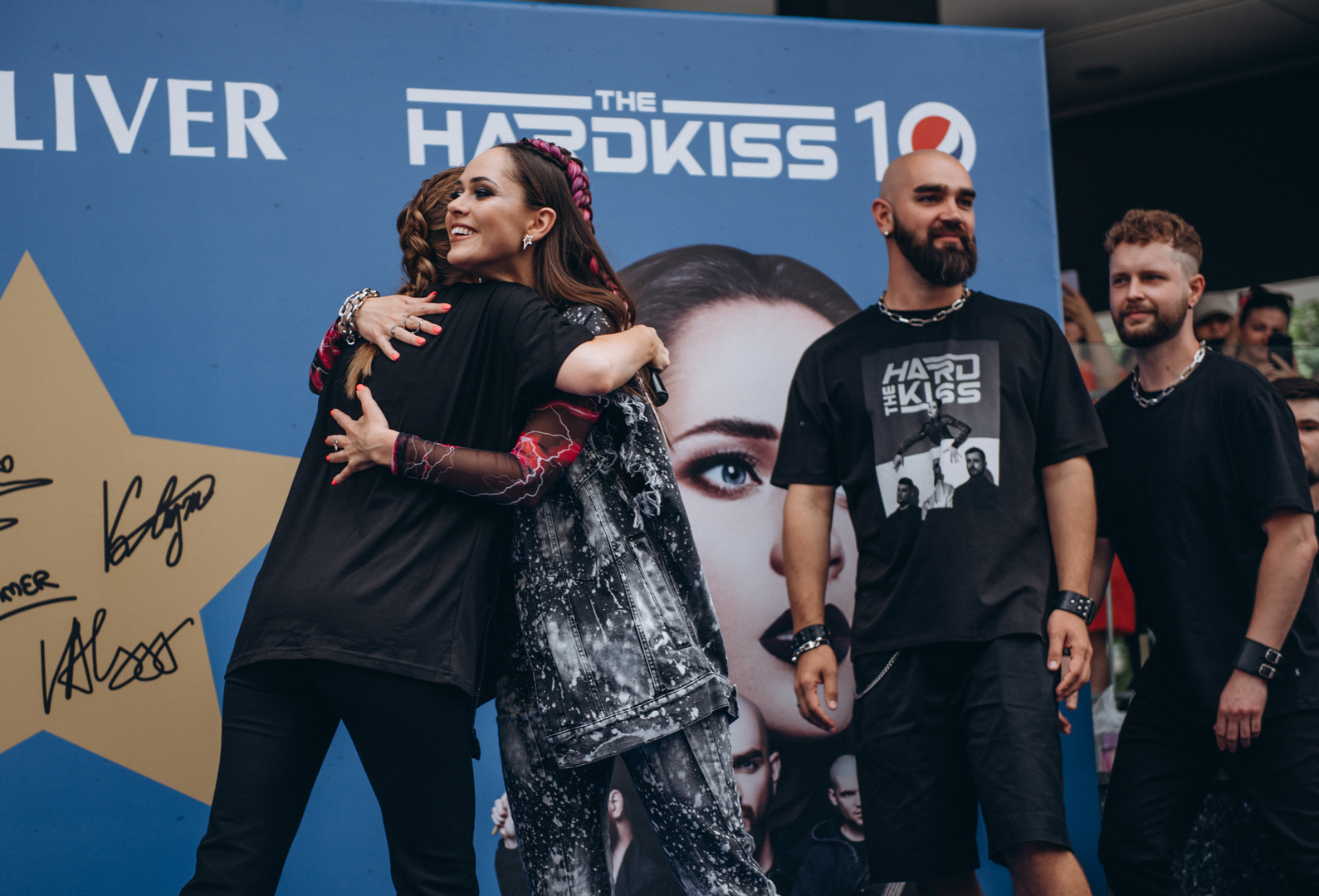 Відкриття зірки – THE HARDKISS на Площі Зірок пройшло феєрично image-2 Відкриття зірки – THE HARDKISS на Площі Зірок пройшло феєрично image-2