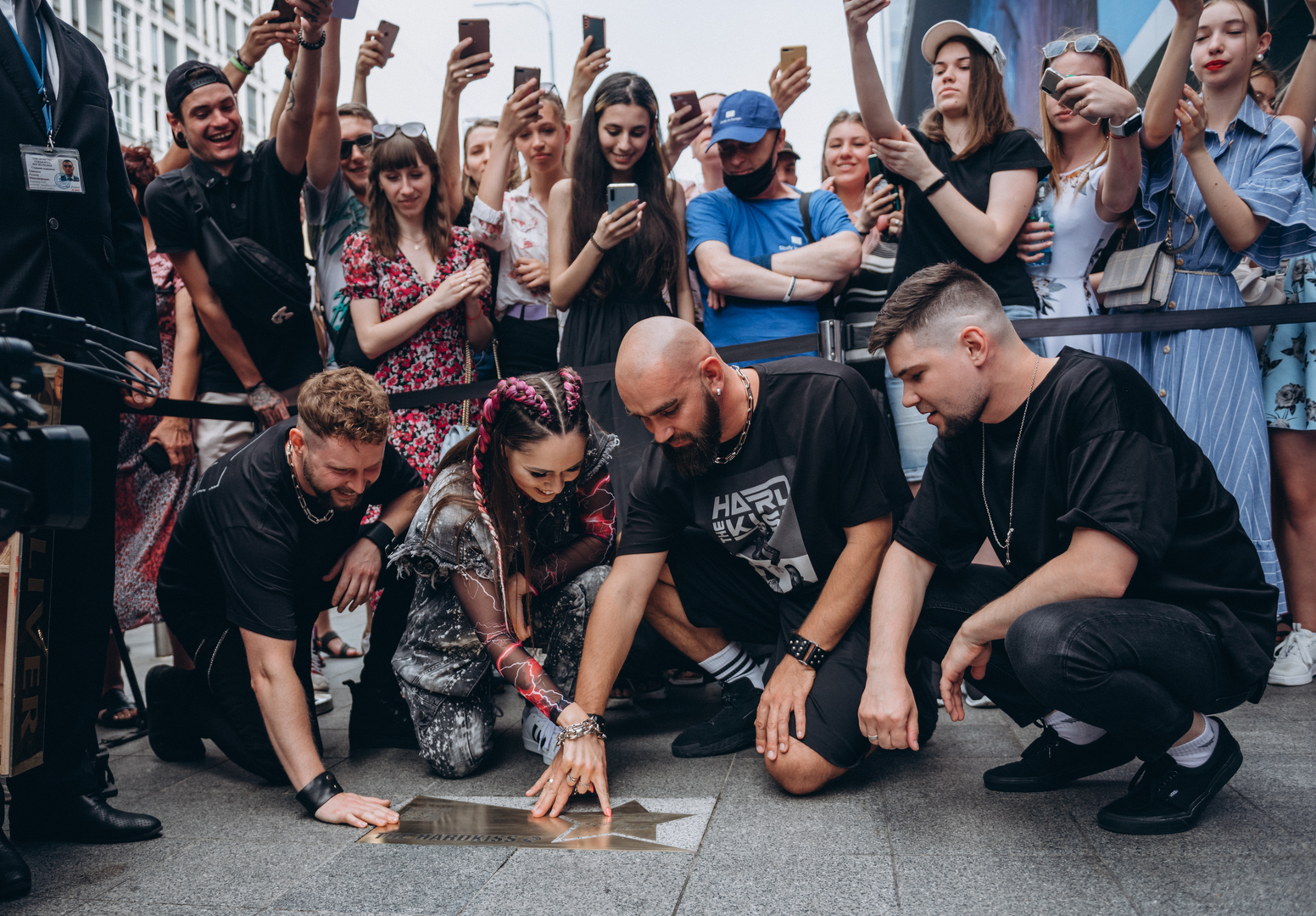 Відкриття зірки – THE HARDKISS на Площі Зірок пройшло феєрично image-14 Відкриття зірки – THE HARDKISS на Площі Зірок пройшло феєрично image-14