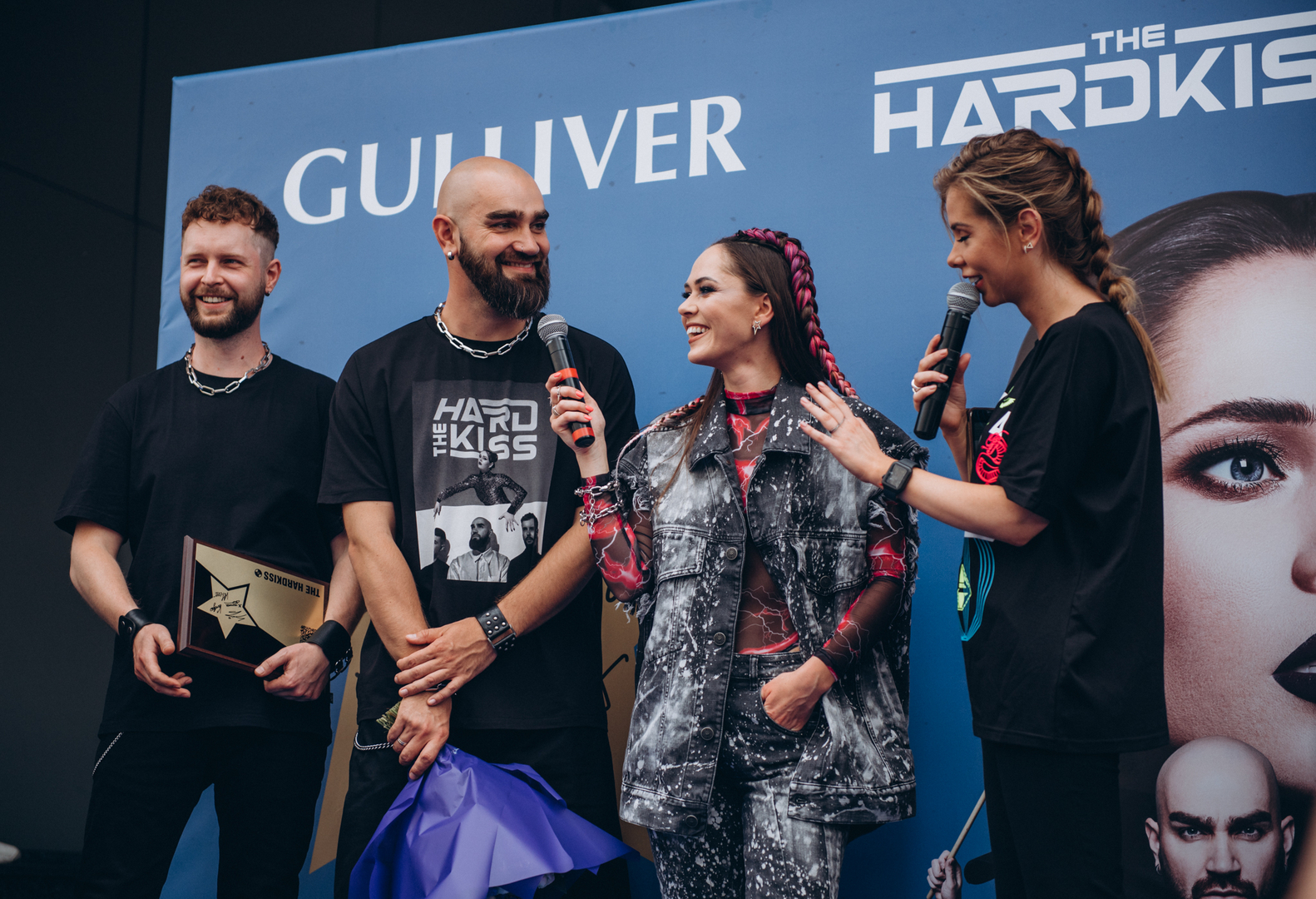 Відкриття зірки – THE HARDKISS на Площі Зірок пройшло феєрично image-25 Відкриття зірки – THE HARDKISS на Площі Зірок пройшло феєрично image-25