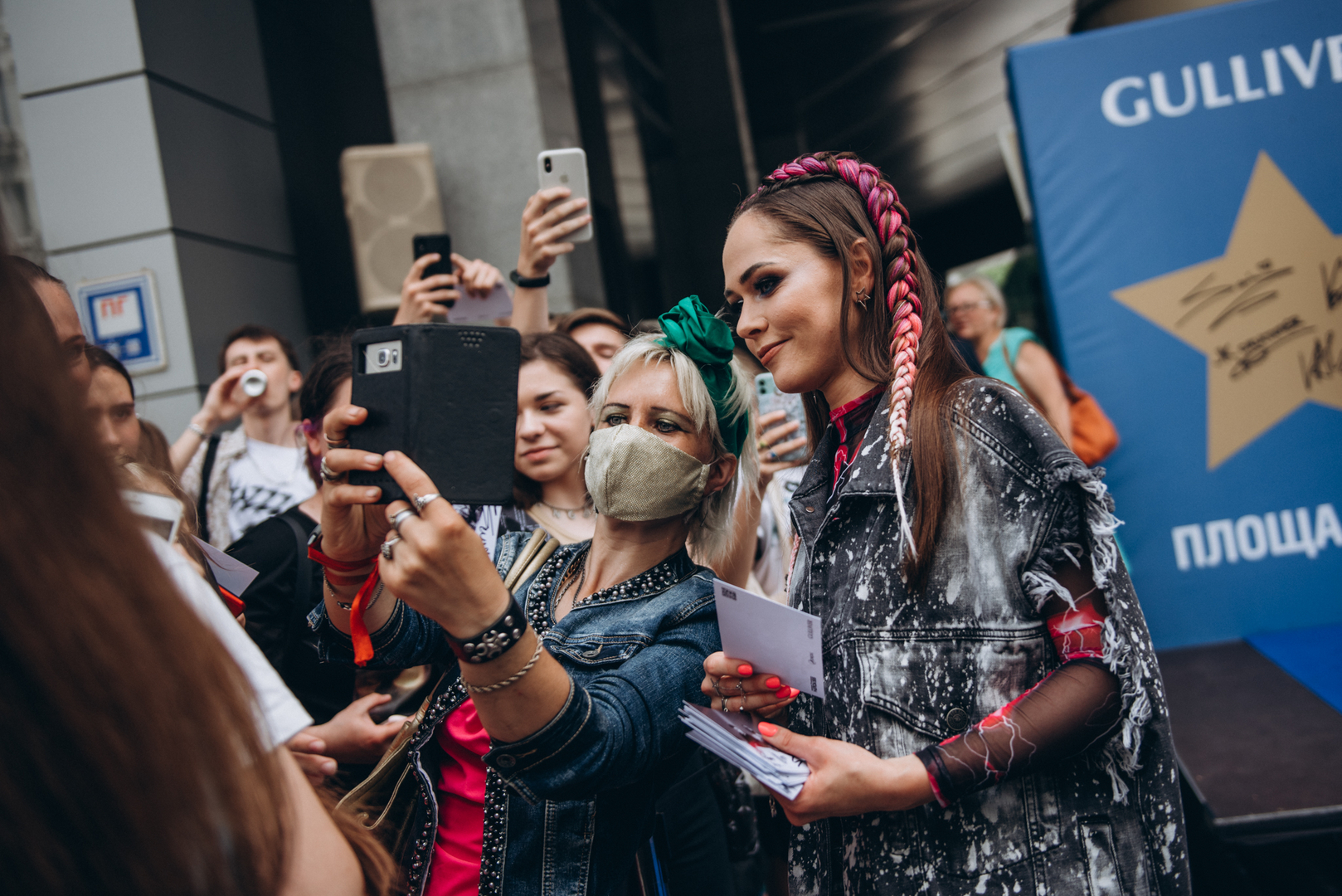 Відкриття зірки – THE HARDKISS на Площі Зірок пройшло феєрично image-26 Відкриття зірки – THE HARDKISS на Площі Зірок пройшло феєрично image-26