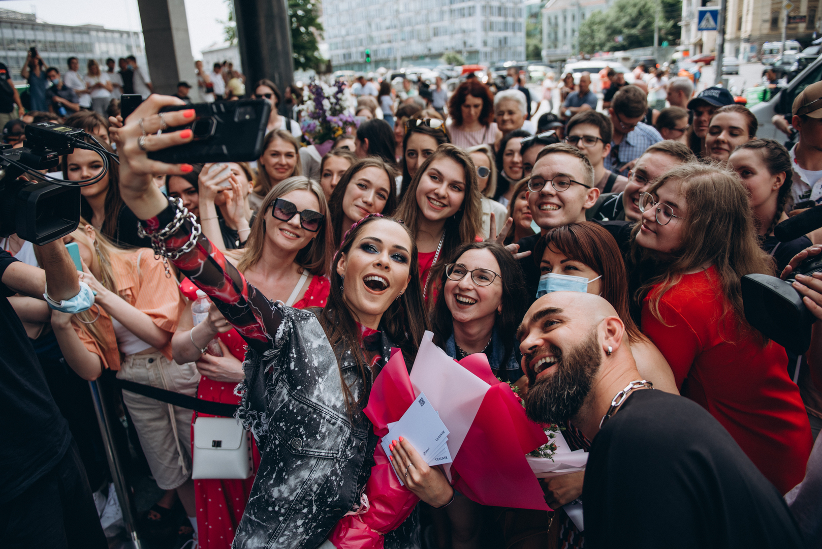 Відкриття зірки – THE HARDKISS на Площі Зірок пройшло феєрично image-29 Відкриття зірки – THE HARDKISS на Площі Зірок пройшло феєрично image-29