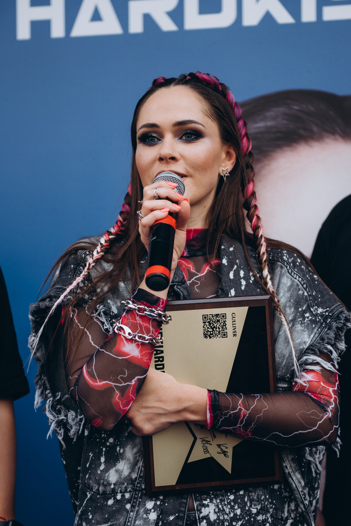 Відкриття зірки – THE HARDKISS на Площі Зірок пройшло феєрично image-35 Відкриття зірки – THE HARDKISS на Площі Зірок пройшло феєрично image-35