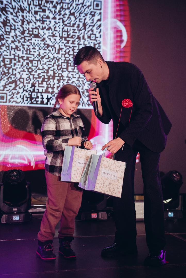 Чорна п’ятниця 2024 в ТРЦ Gulliver image-61