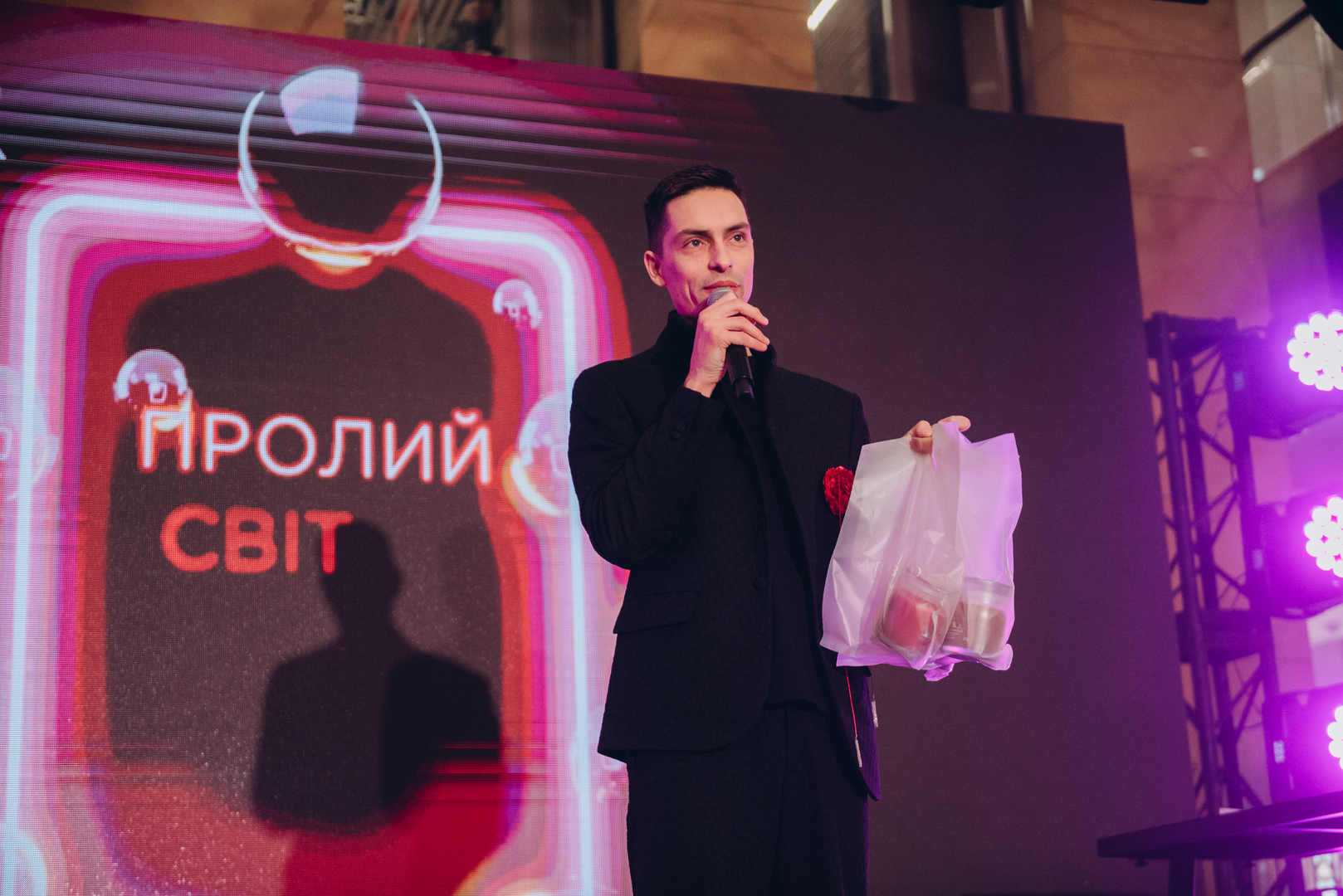 Чорна п’ятниця 2024 в ТРЦ Gulliver image-68