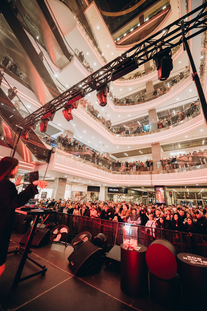 Чорна п’ятниця 2024 в ТРЦ Gulliver image-143