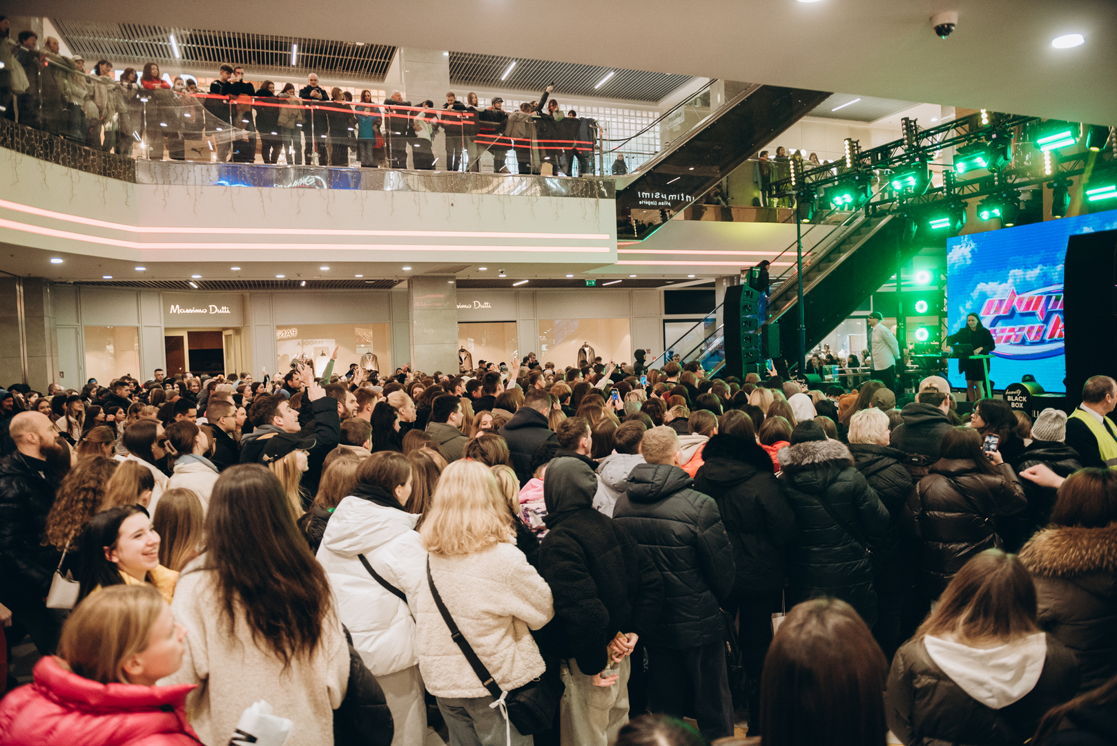 Чорна п’ятниця 2024 в ТРЦ Gulliver image-154