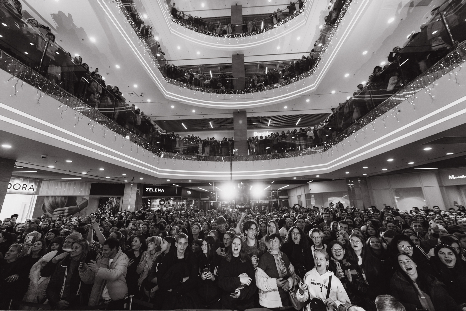 Чорна п’ятниця 2024 в ТРЦ Gulliver image-247