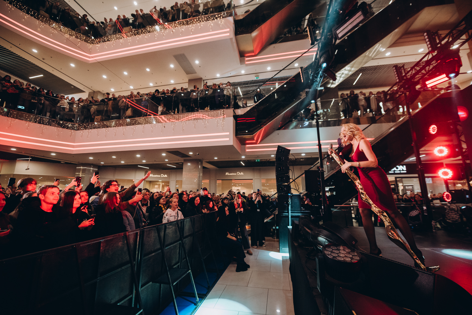 Чорна п’ятниця 2024 в ТРЦ Gulliver image-279