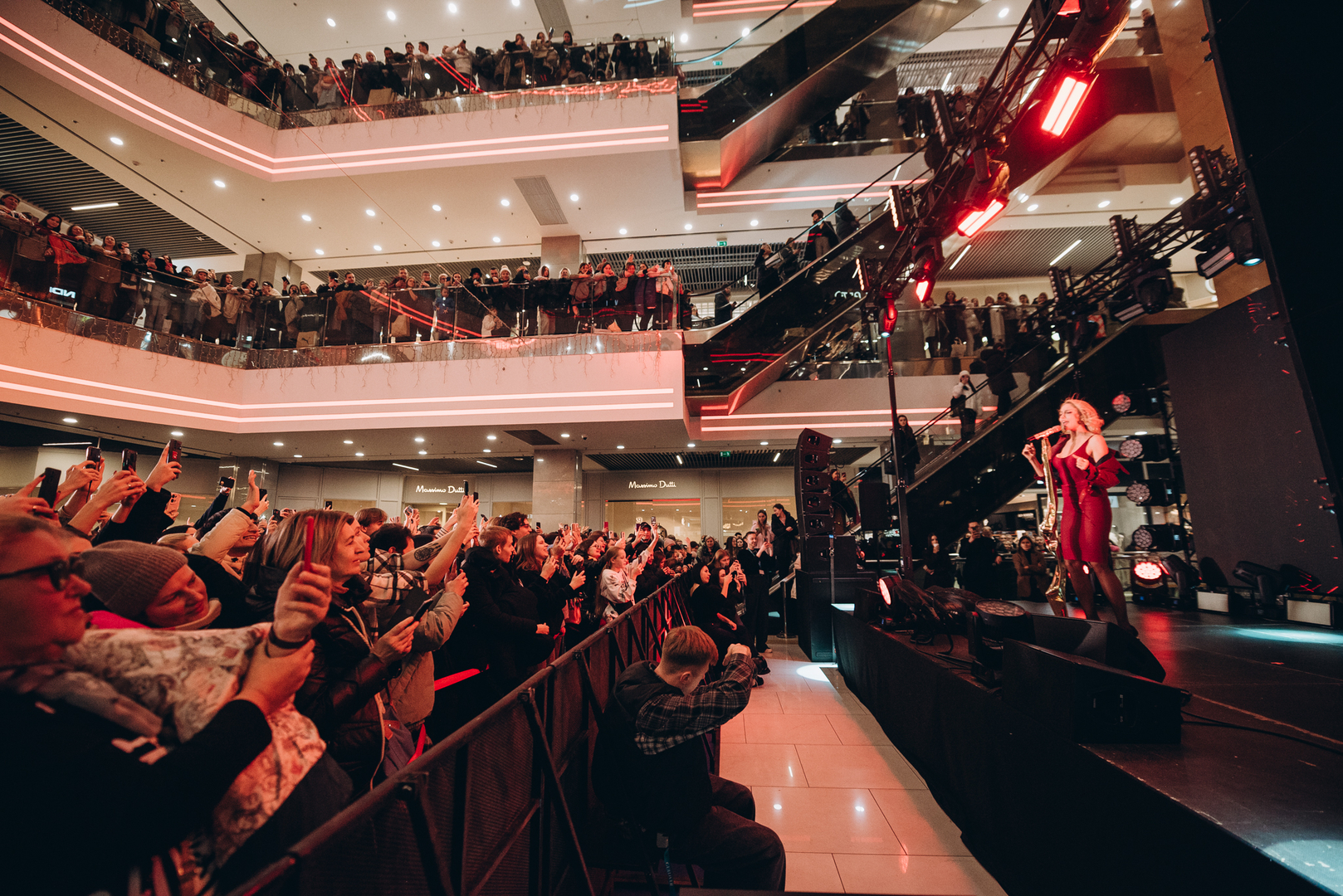 Чорна п’ятниця 2024 в ТРЦ Gulliver image-282