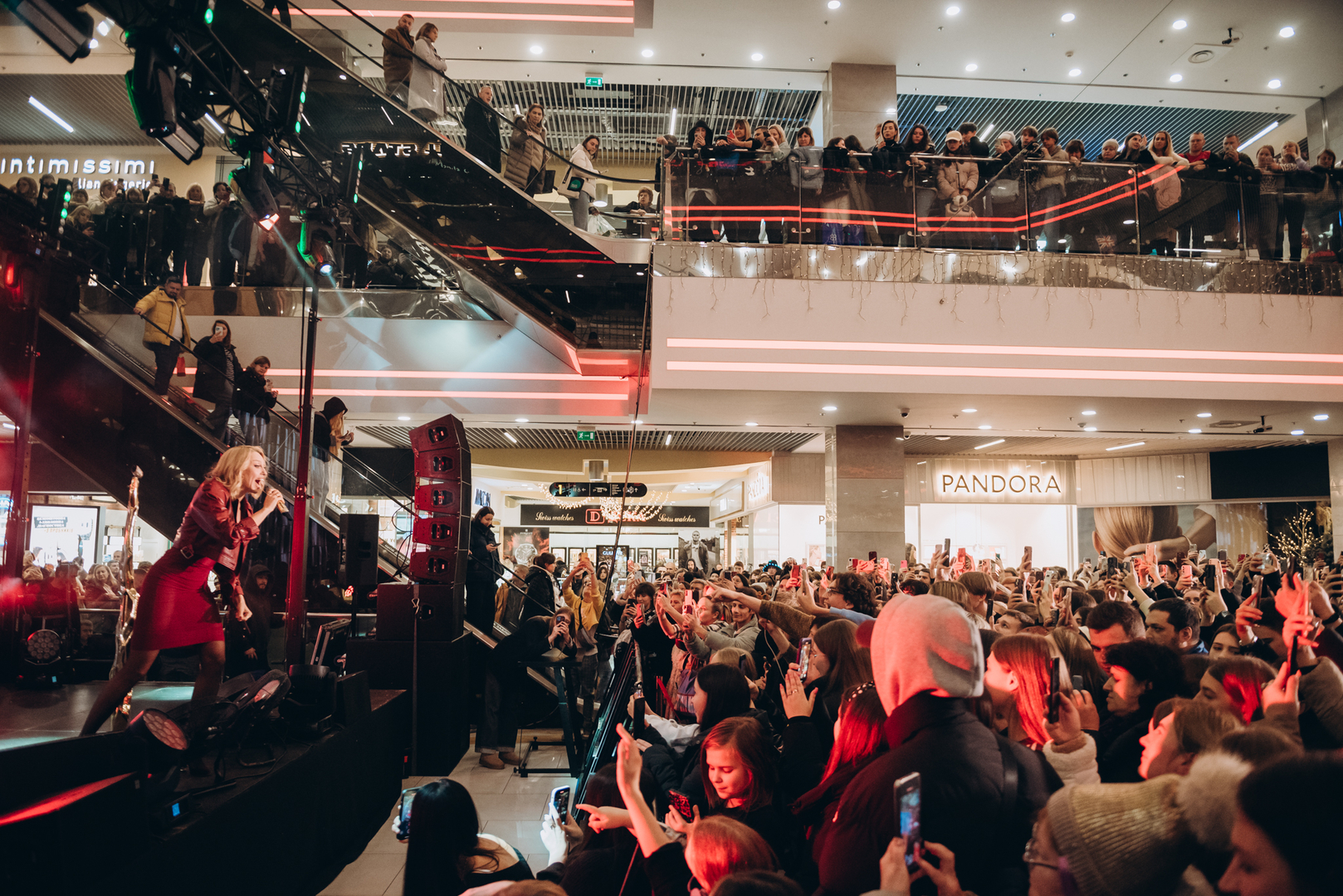 Чорна п’ятниця 2024 в ТРЦ Gulliver image-287