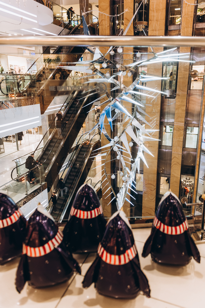 Новорічний декор 2024 в ТРЦ Gulliver image-19