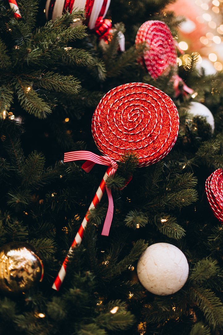 Новорічний декор 2024 в ТРЦ Gulliver image-20