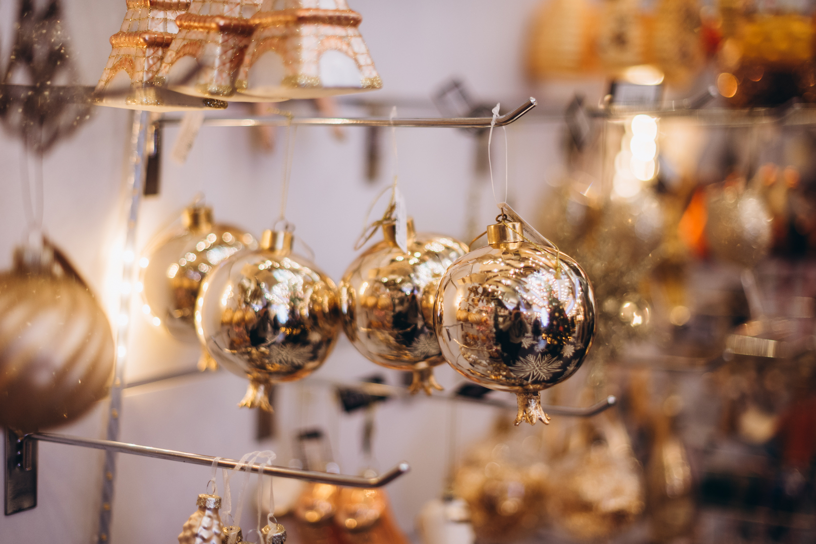 Новорічний декор 2024 в ТРЦ Gulliver image-33