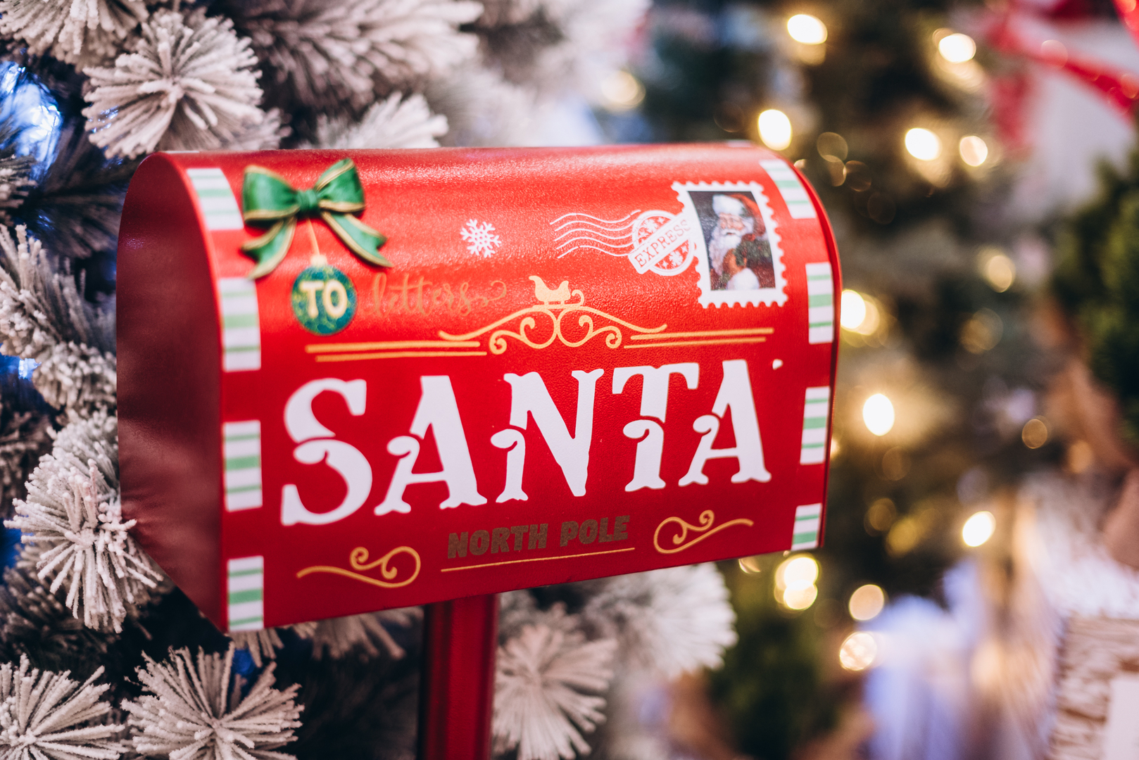 Новорічний декор 2024 в ТРЦ Gulliver image-51