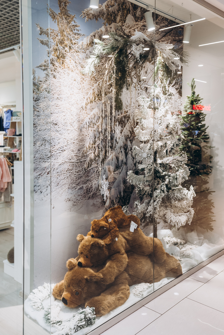 Новорічний декор 2024 в ТРЦ Gulliver image-58