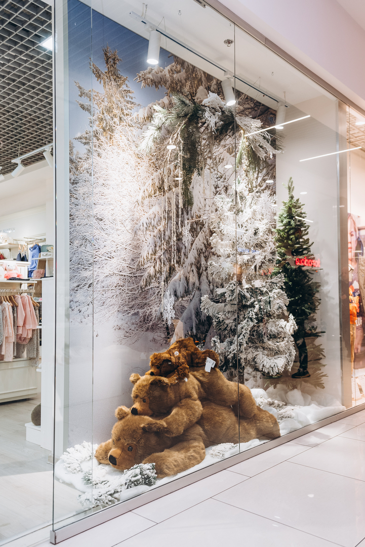 Новорічний декор 2024 в ТРЦ Gulliver image-57
