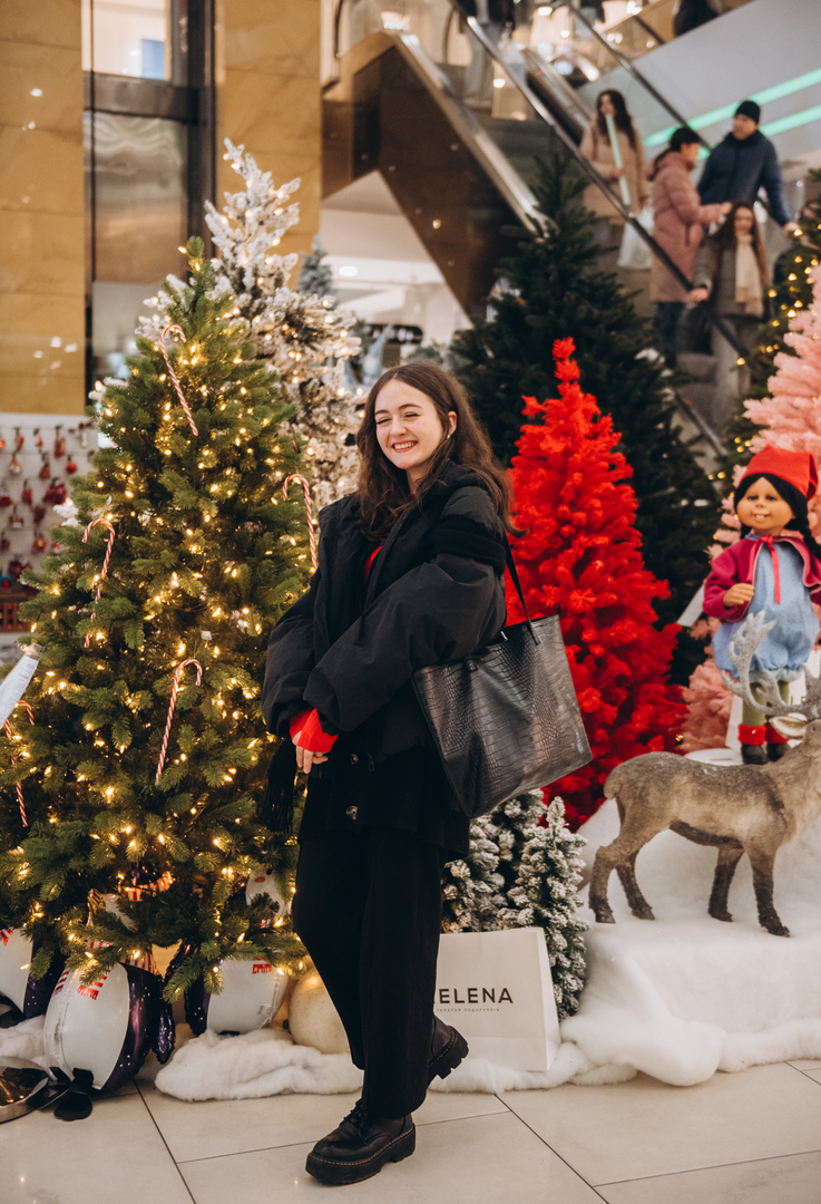 Новорічний декор 2024 в ТРЦ Gulliver image-89