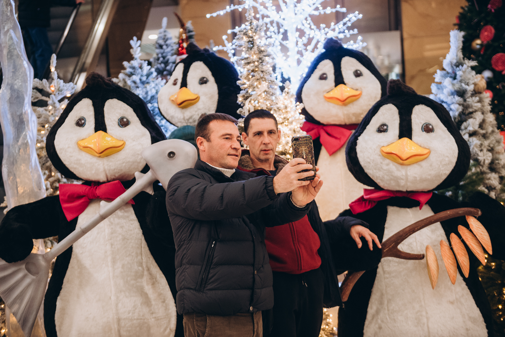 Новорічний декор 2024 в ТРЦ Gulliver image-88