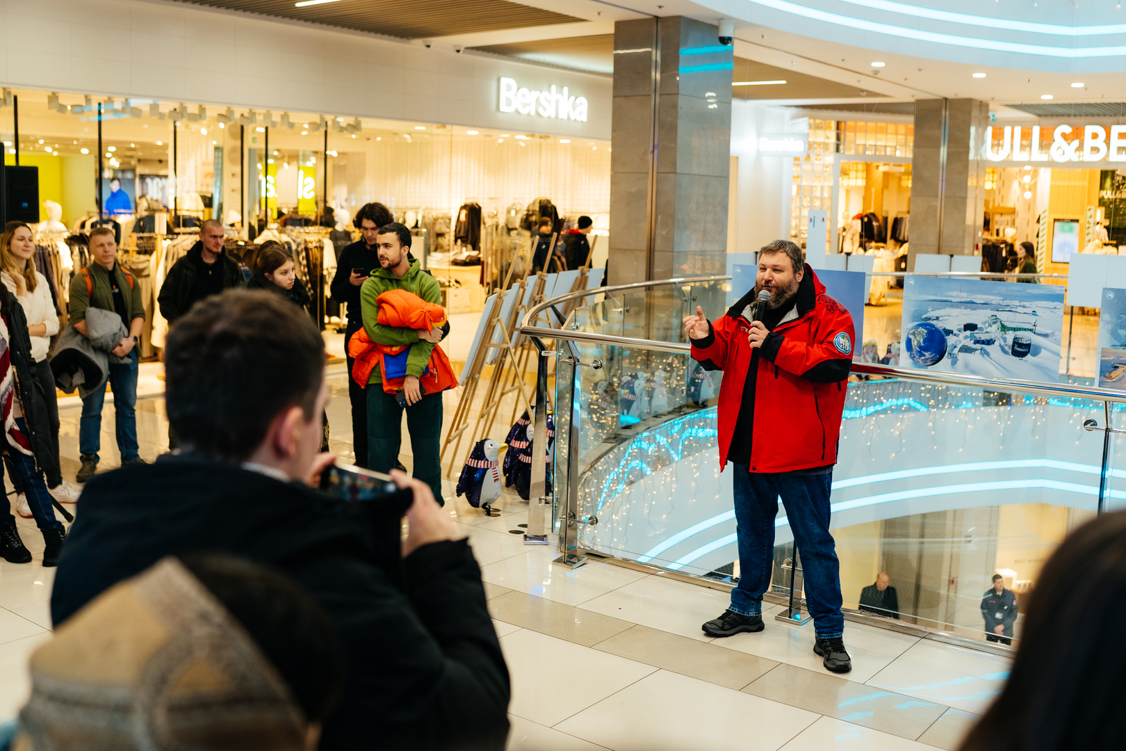 Фотовиставка &quot;Україна в Антарктиці: дослідження та незламність&quot; image-16