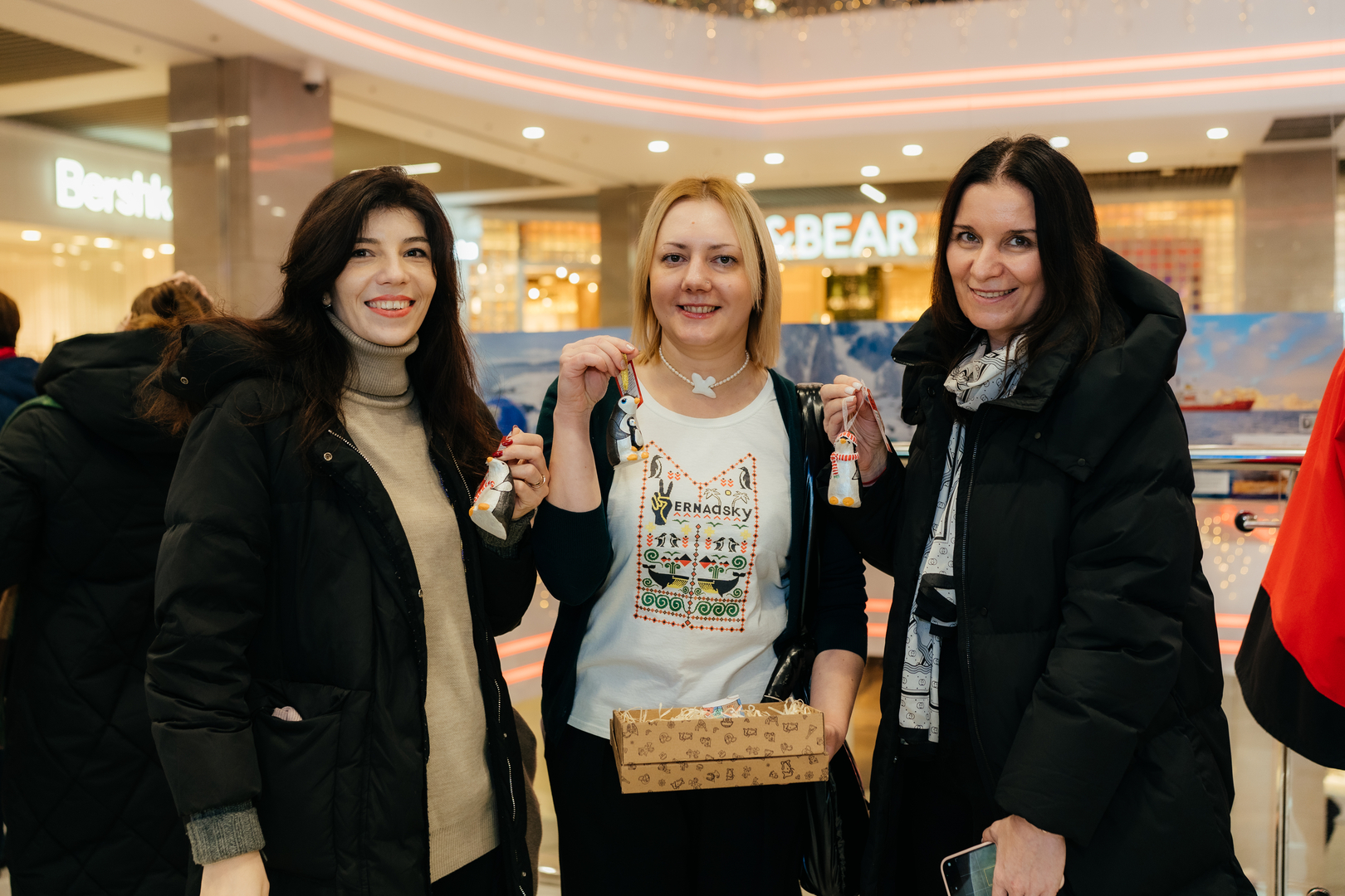 Фотовиставка &quot;Україна в Антарктиці: дослідження та незламність&quot; image-33