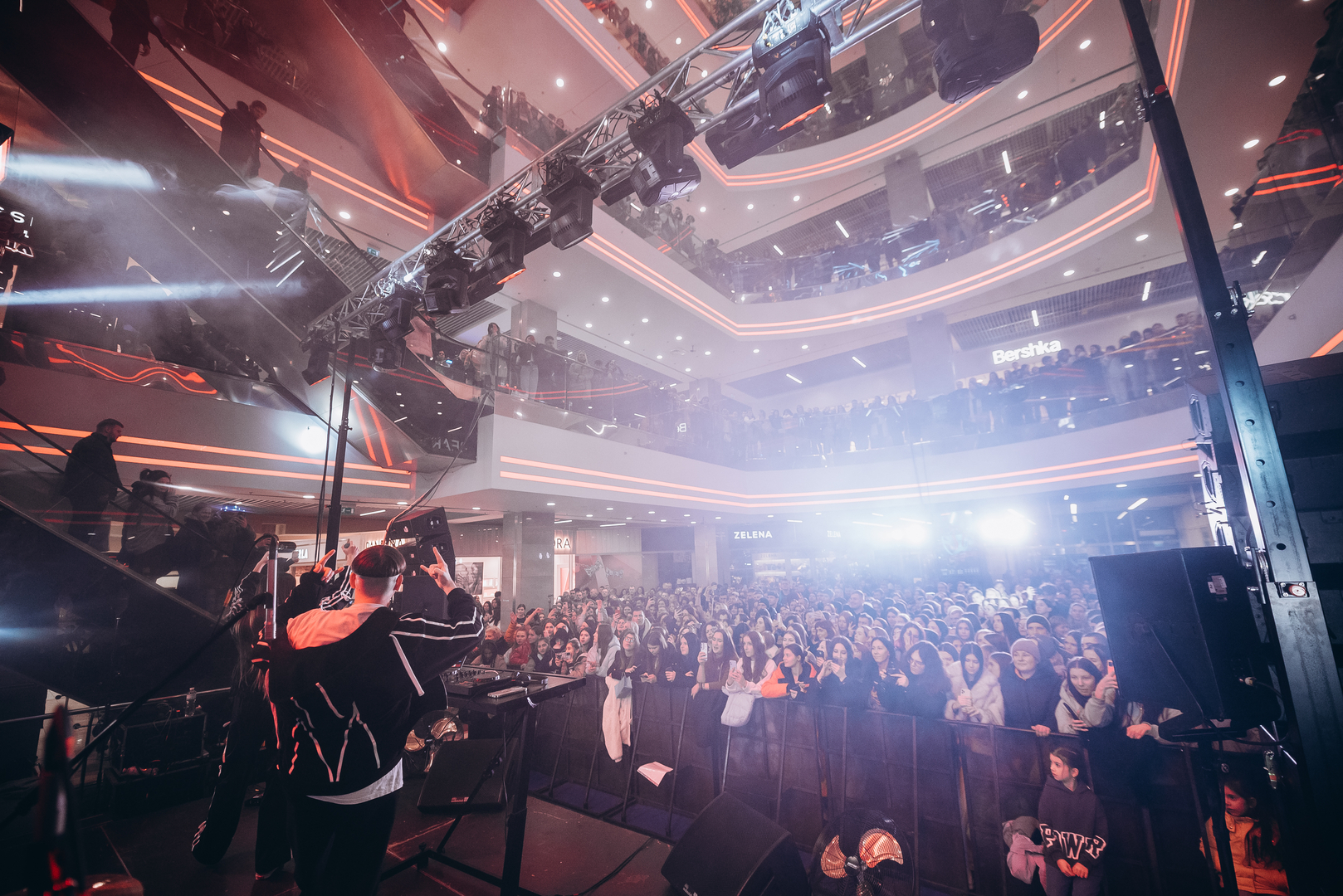 Концерт до Дня закоханих image-113