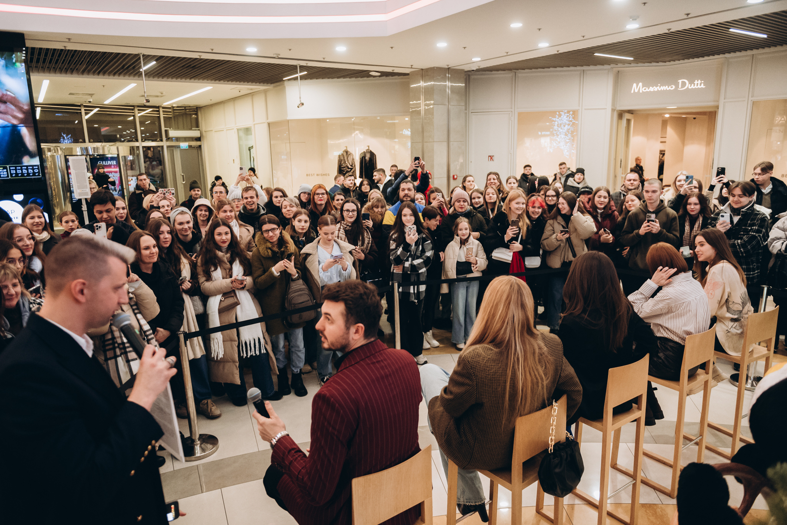 Фан-зустріч з акторами комедії «Збори ОСББ» image-8