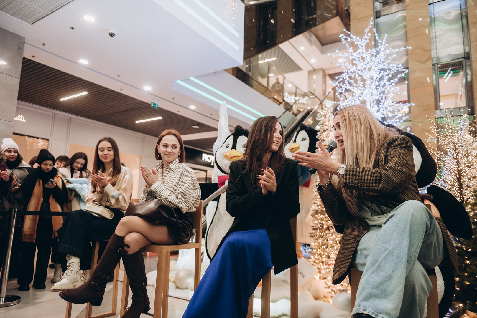 Фан-зустріч з акторами комедії «Збори ОСББ» image-34