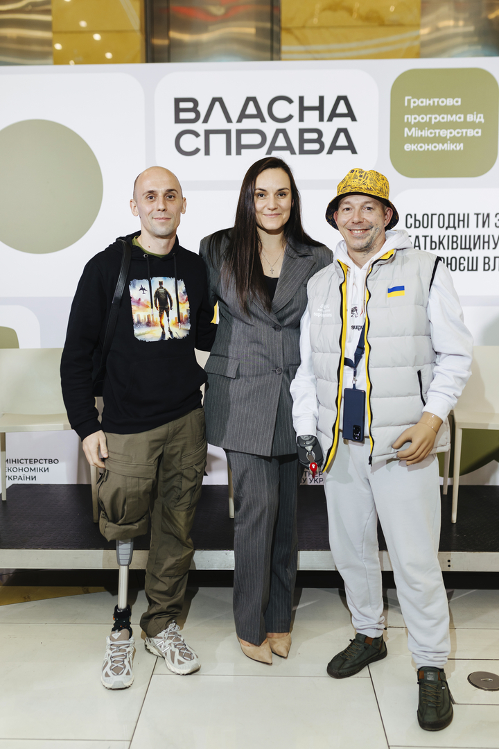 Відкриття виставки «Час створювати своє: гранти для ветеранів та другого з подружжя»  image-123