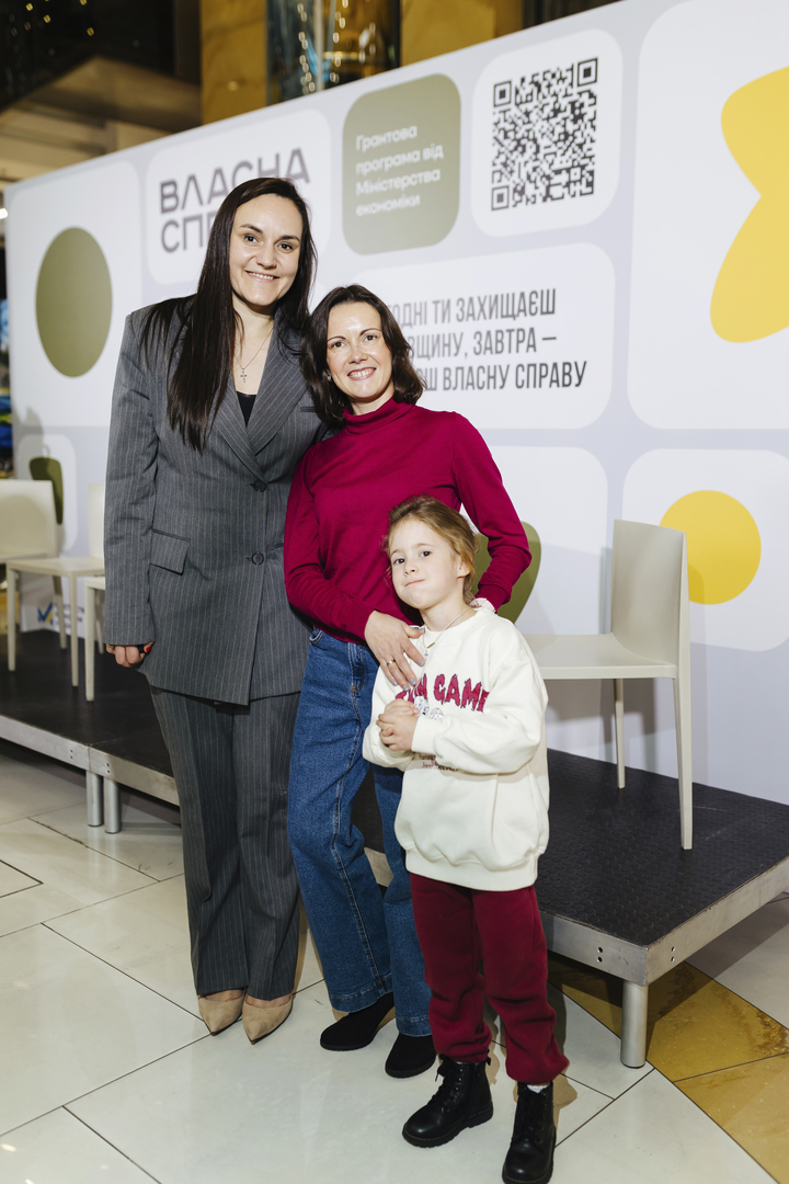 Відкриття виставки «Час створювати своє: гранти для ветеранів та другого з подружжя»  image-125