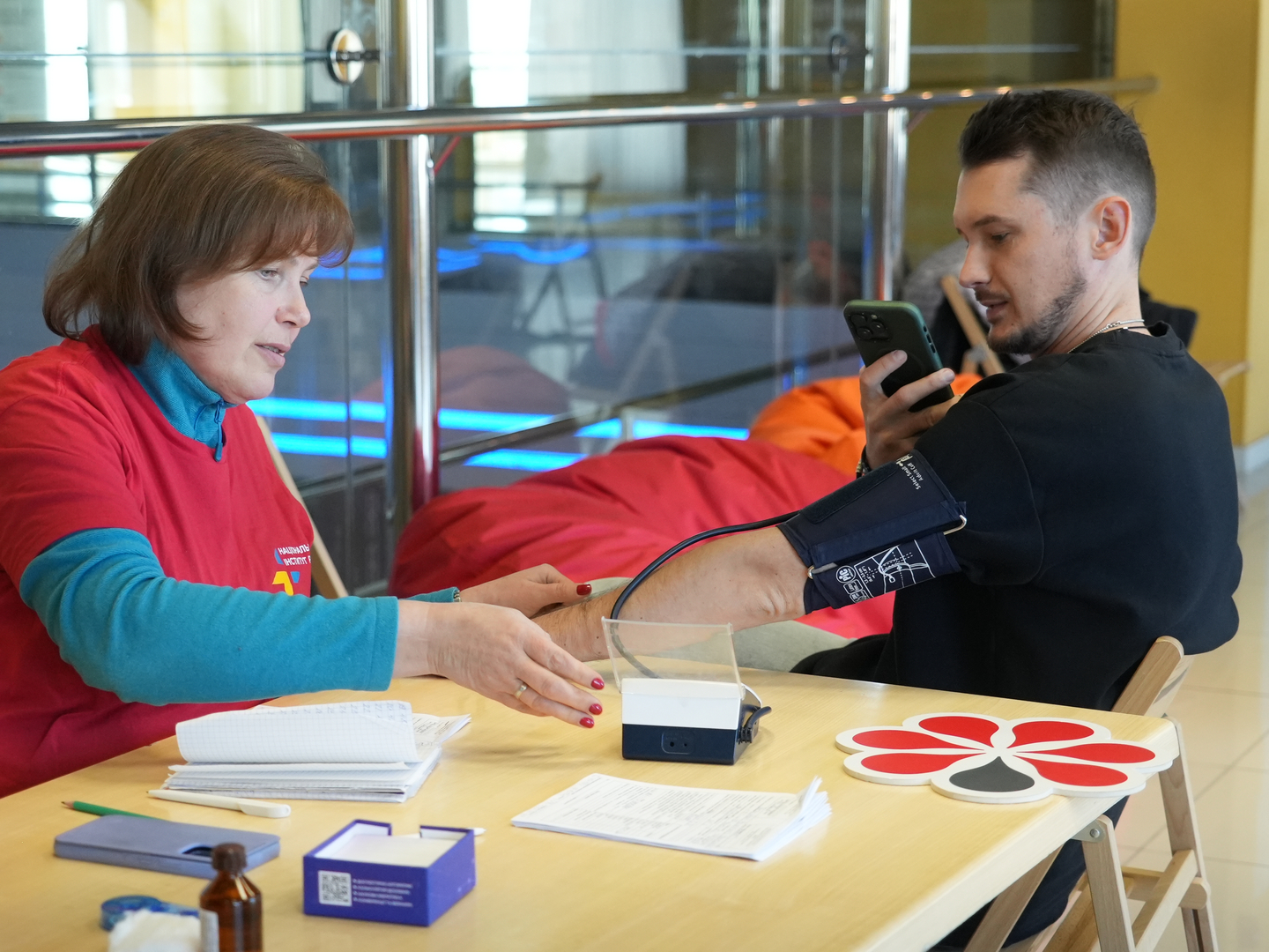  Зіркова донація: долучайся до спільної ініціативи та рятуй життя image-128