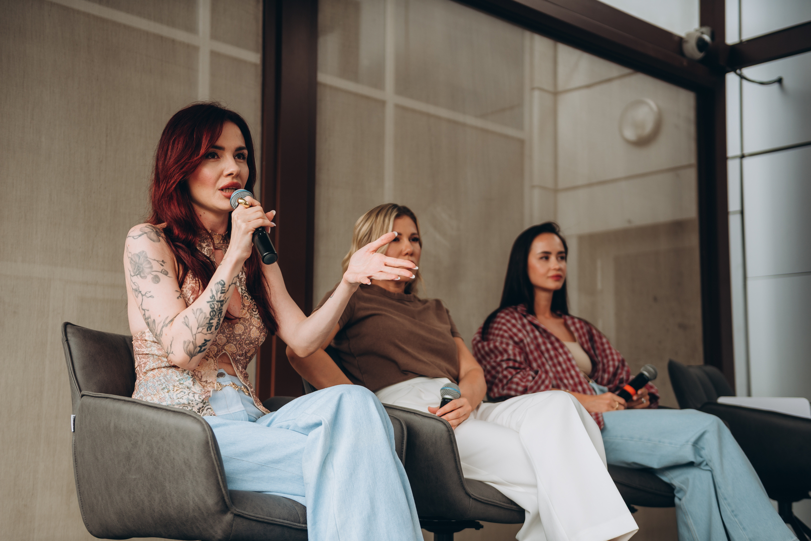 Тераса Talk з Тетяною Парфільєвою, MamaRika та Alena Omargalieva  image-52