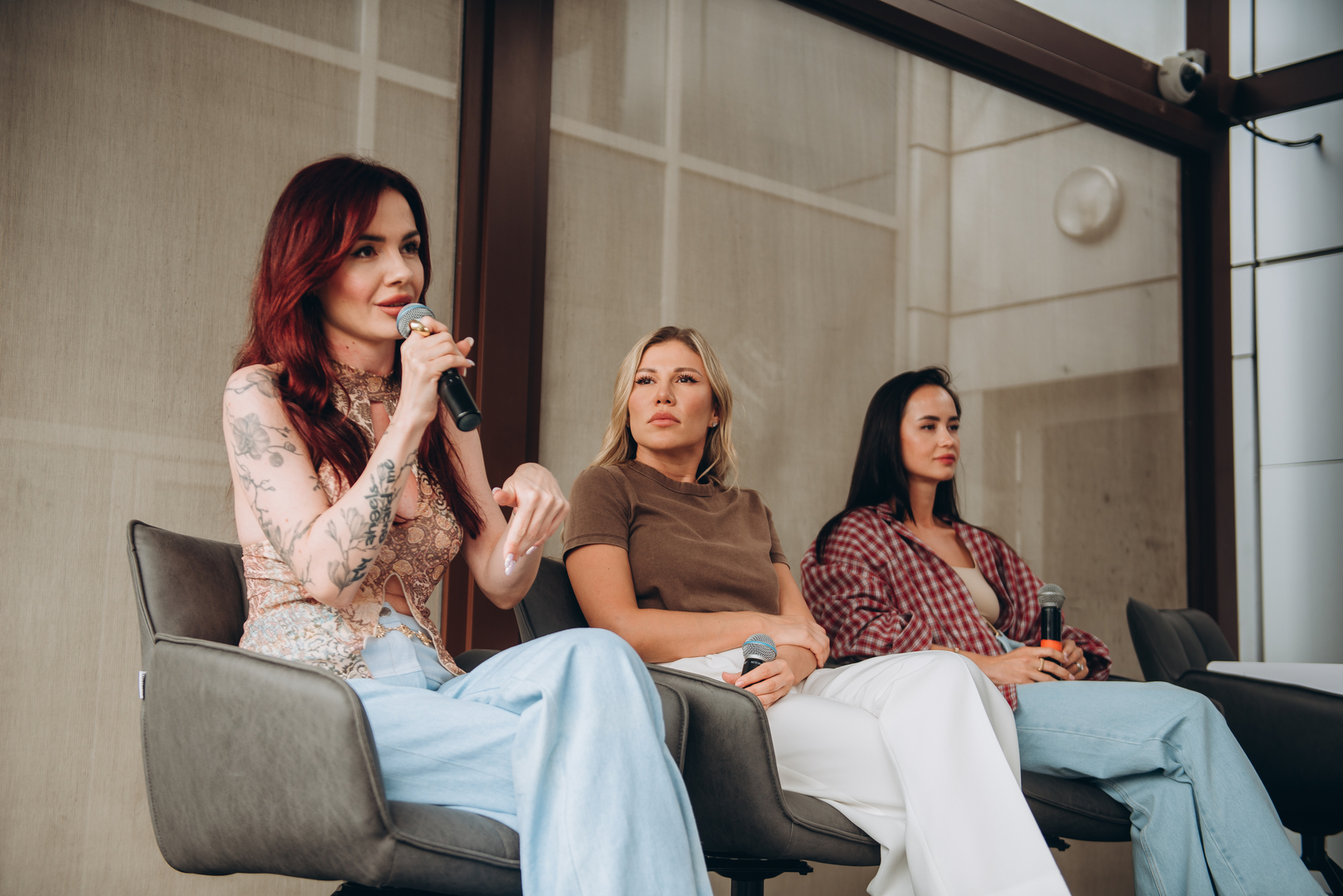 Тераса Talk з Тетяною Парфільєвою, MamaRika та Alena Omargalieva  image-66