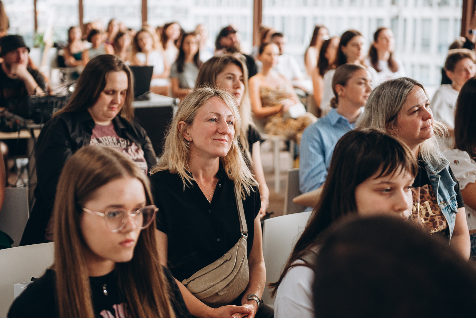 Тераса Talk з Тетяною Парфільєвою, MamaRika та Alena Omargalieva  image-83